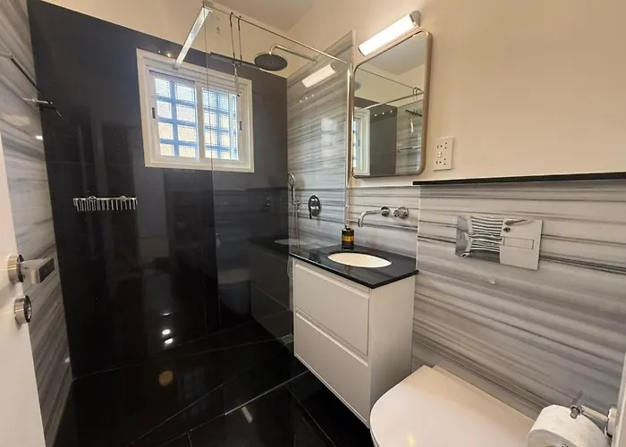 Panoramic Seaview Apartment, Chlorakas, Paphos *